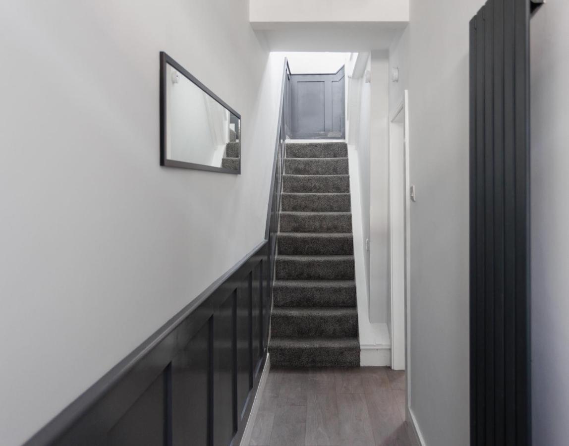 Townhouse In Belfast Villa ภายนอก รูปภาพ