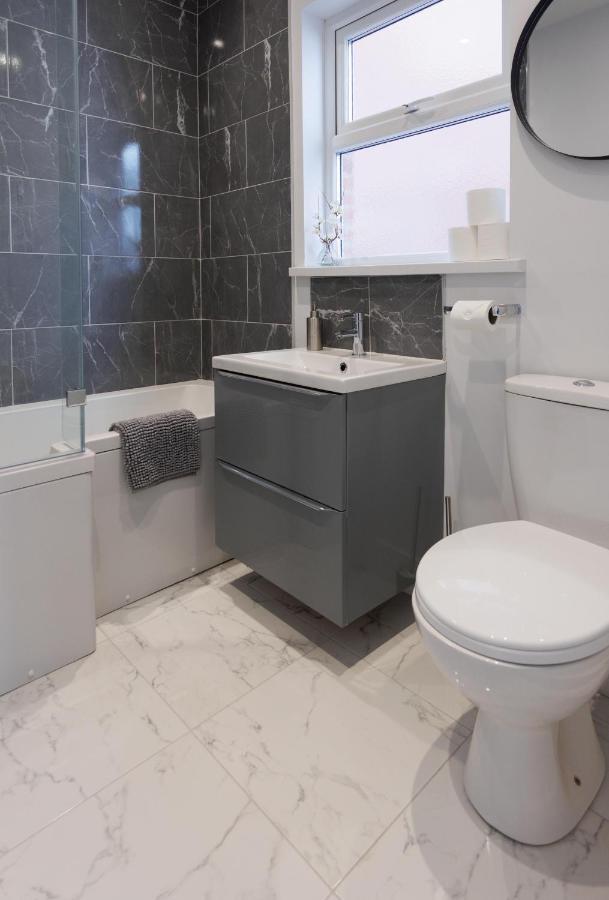 Townhouse In Belfast Villa ภายนอก รูปภาพ